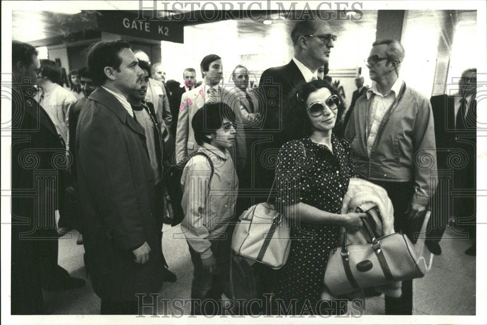 1980 Iranian Family American Airlines - Historic Images