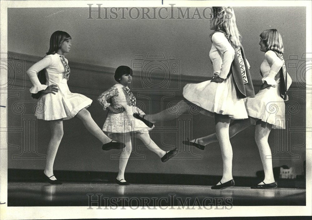 1978 Irish Family Day Mae Keenedy Kine - Historic Images