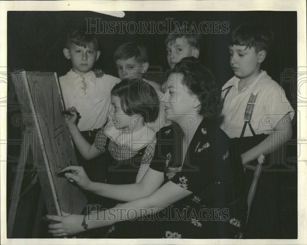 1938 Barbara Barry Youngster Talent Girl - Historic Images