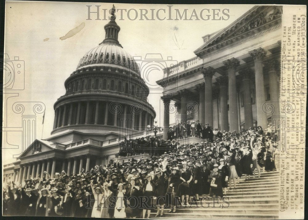 1941 Women Carry Peace Plea New York - Historic Images