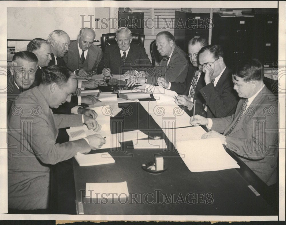 1940 Senate Military Affairs Committee Meet - Historic Images