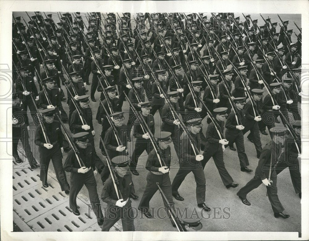 1942 Army Flying Cadets Airplane Crews - Historic Images