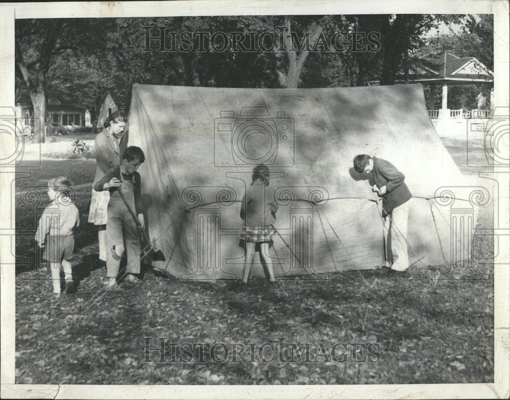 1947 Evicted Family Emporia Kansas Tent - Historic Images