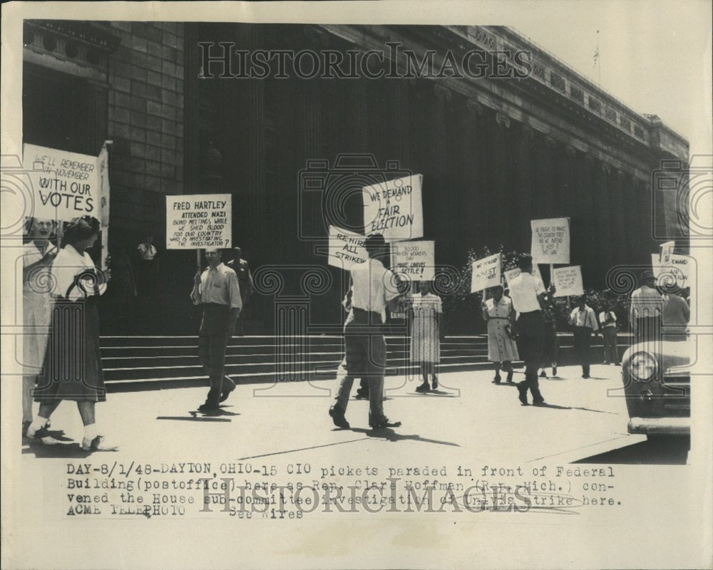 1948 CIO Pickets Federal Building Clare - Historic Images