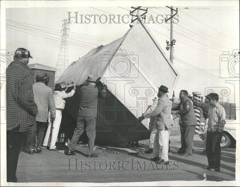 1959 Steel Worker Strike - Historic Images