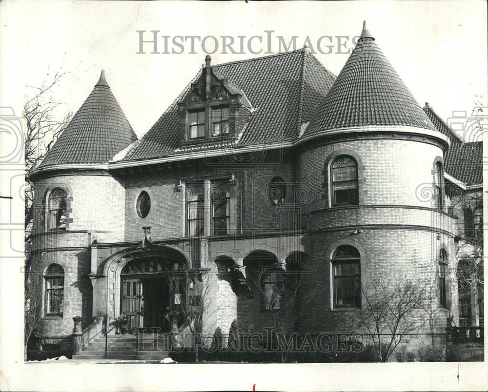 1975 Charles G Davis Evanston Illinois Home - Historic Images