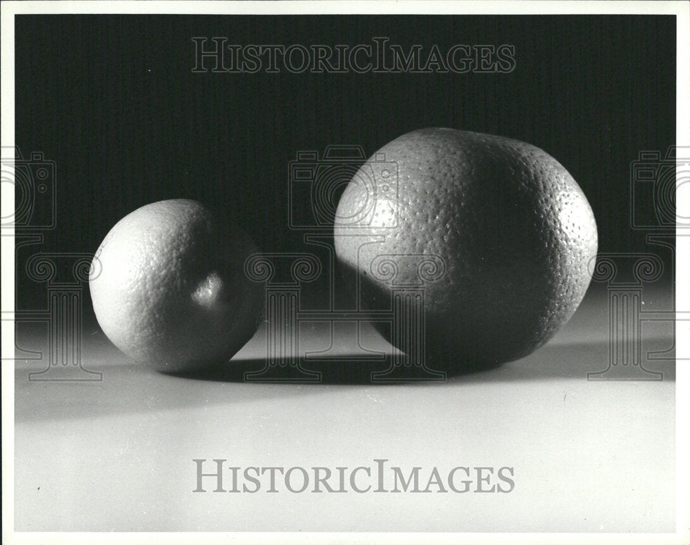 1981 Food Two Oranges Fruit - Historic Images