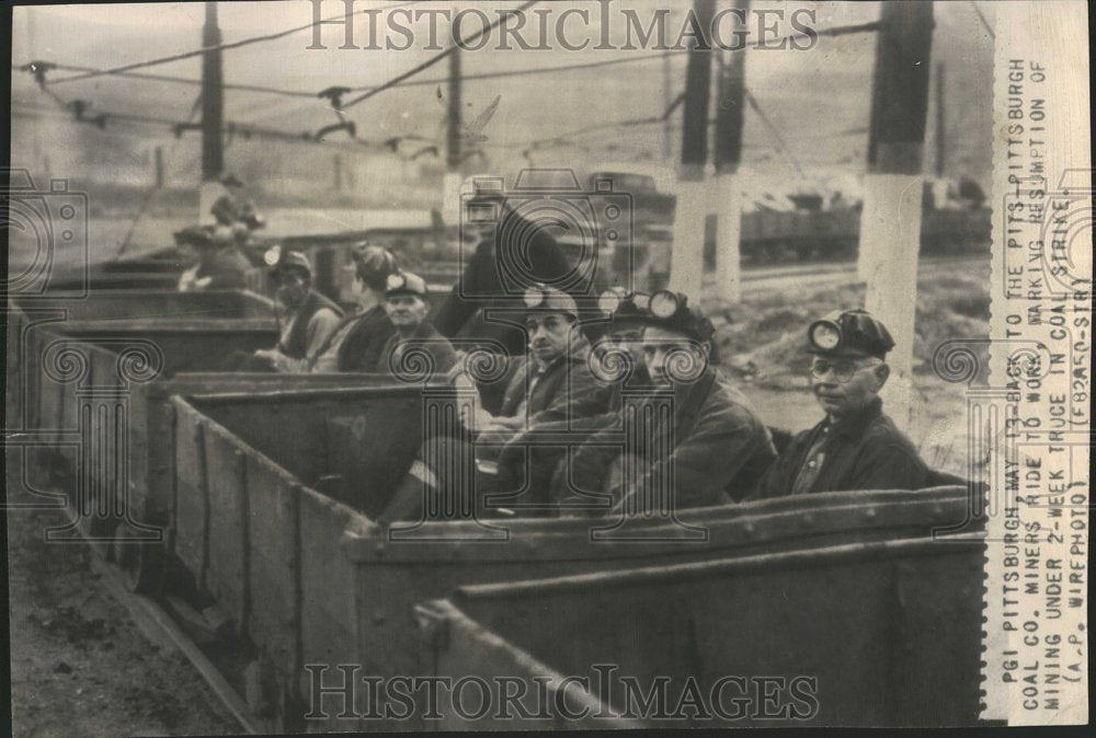 1946 Back Pittsburgh Coal Strike Miners - Historic Images