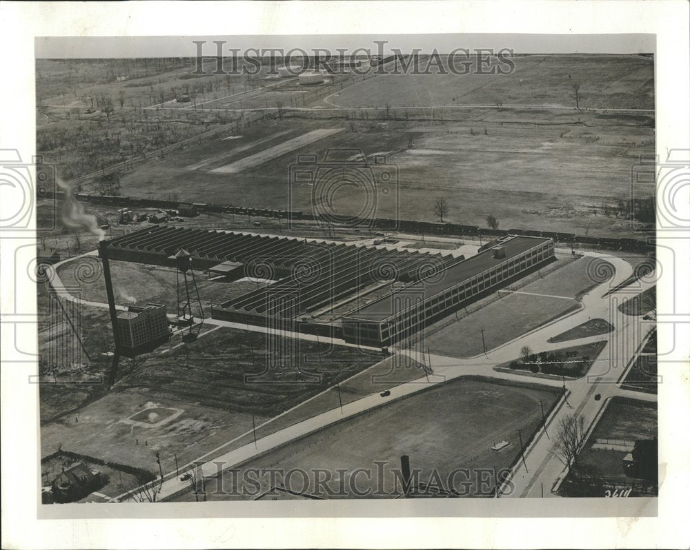 1946 Aerial view Old Grahan-Paige plant - Historic Images