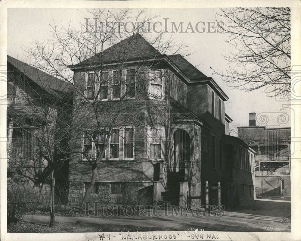 1940 Buiding 527 Waller School - Historic Images