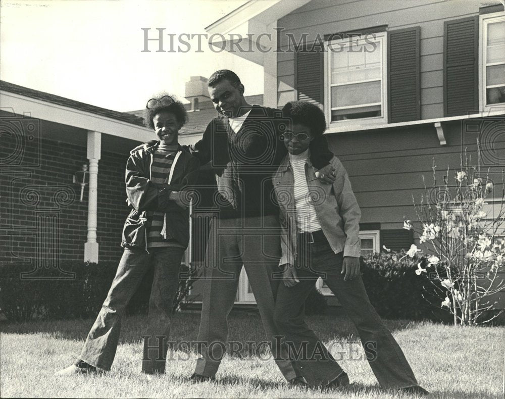 1972 Black Suburban Residents - Historic Images