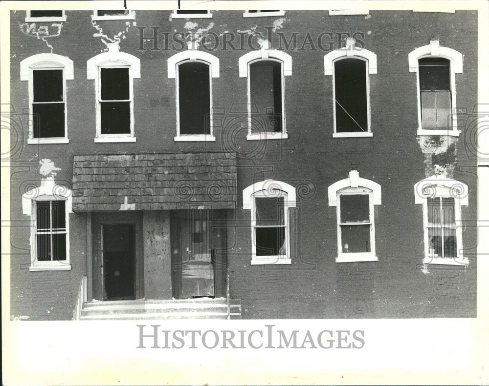 1984 W Adams Vacant Apartments Registered - Historic Images