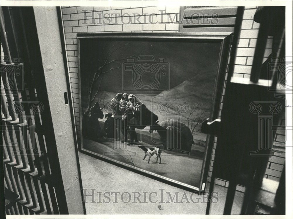 1978 Painting in lockup at police station - Historic Images