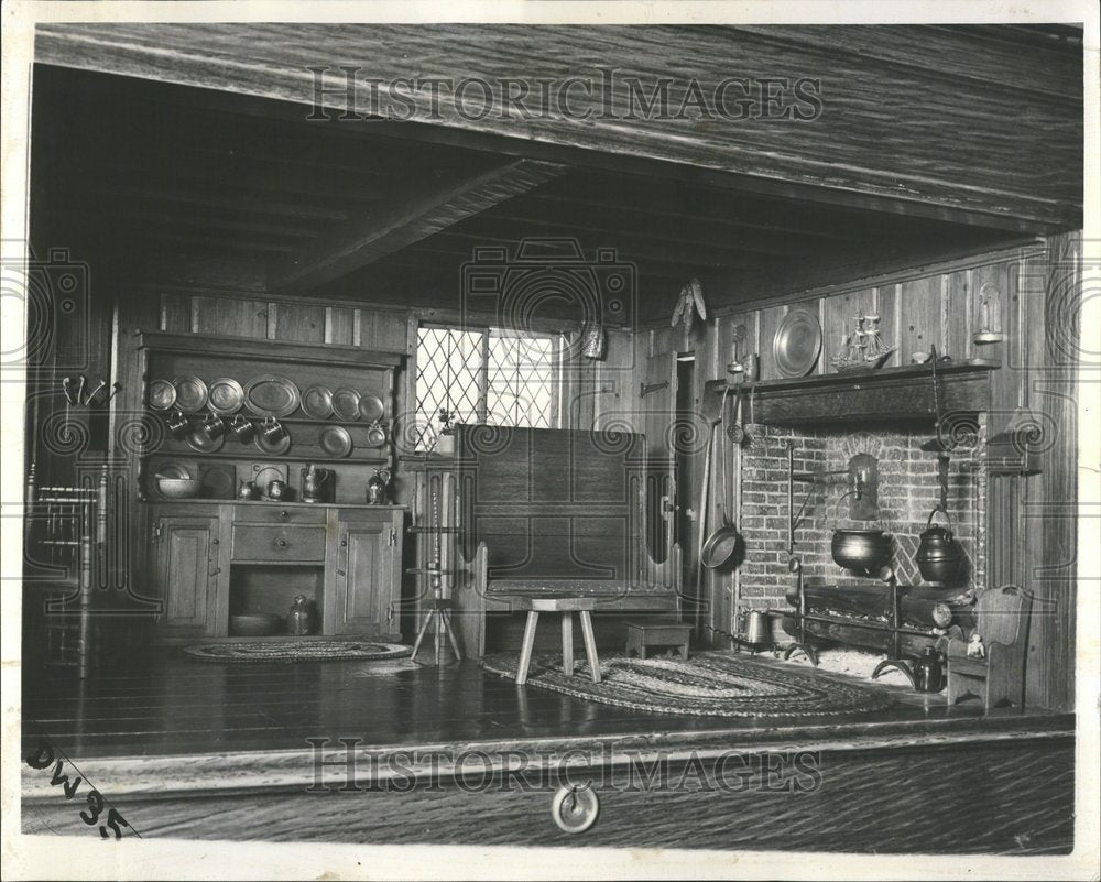 1954 Throne exhibit, living room/kitchen - Historic Images