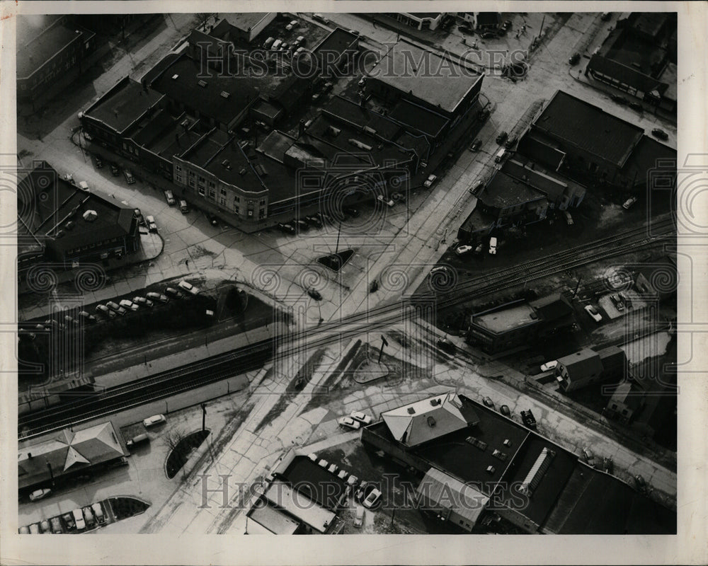 1951 30 mile North Western railroad,suburbs - Historic Images