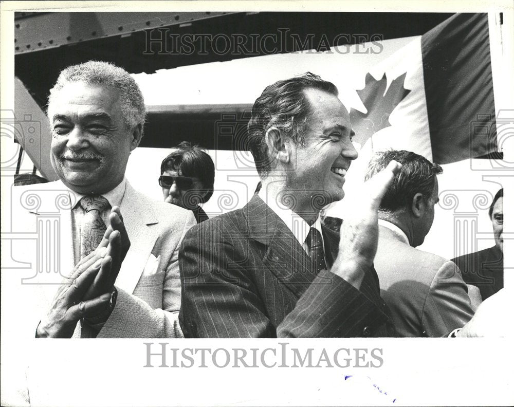 1960 Freedom Festival Ceremony Mayor Loung - Historic Images