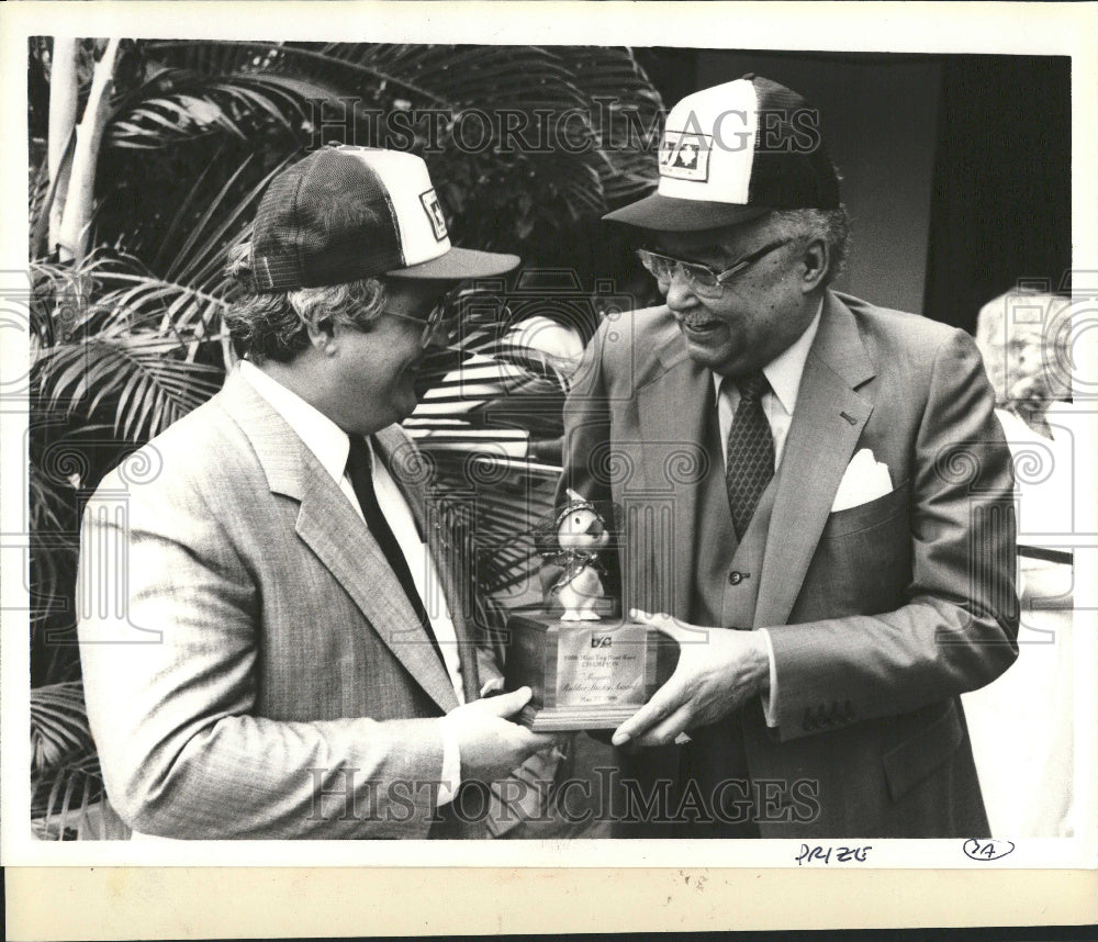 1982 Ken Moore Freedom Festival Entertainer - Historic Images