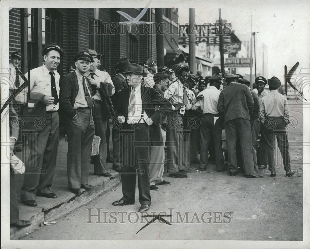 1949 Detroit Public Wage Strikes - Historic Images