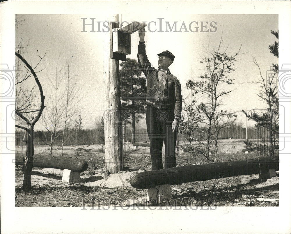 1941 Power outlets installed at state park - Historic Images