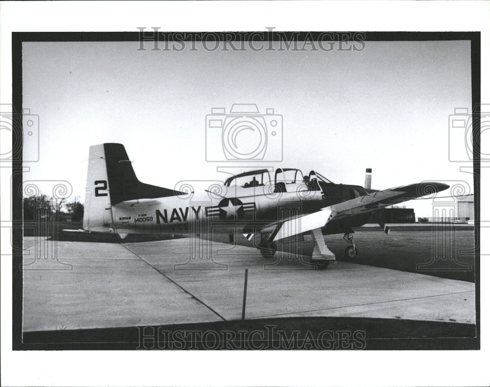 1990 US Navy Fighter T-28 trainer - Historic Images