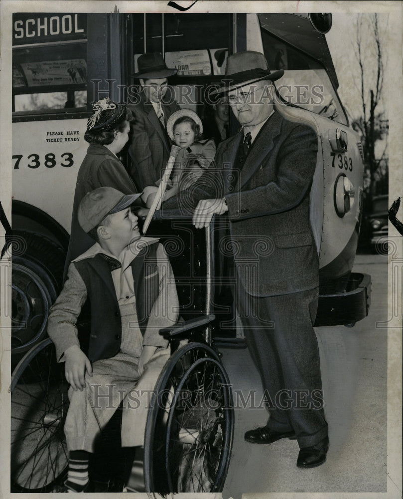 1951 Oakman Sch. Strikes Detroit - Historic Images