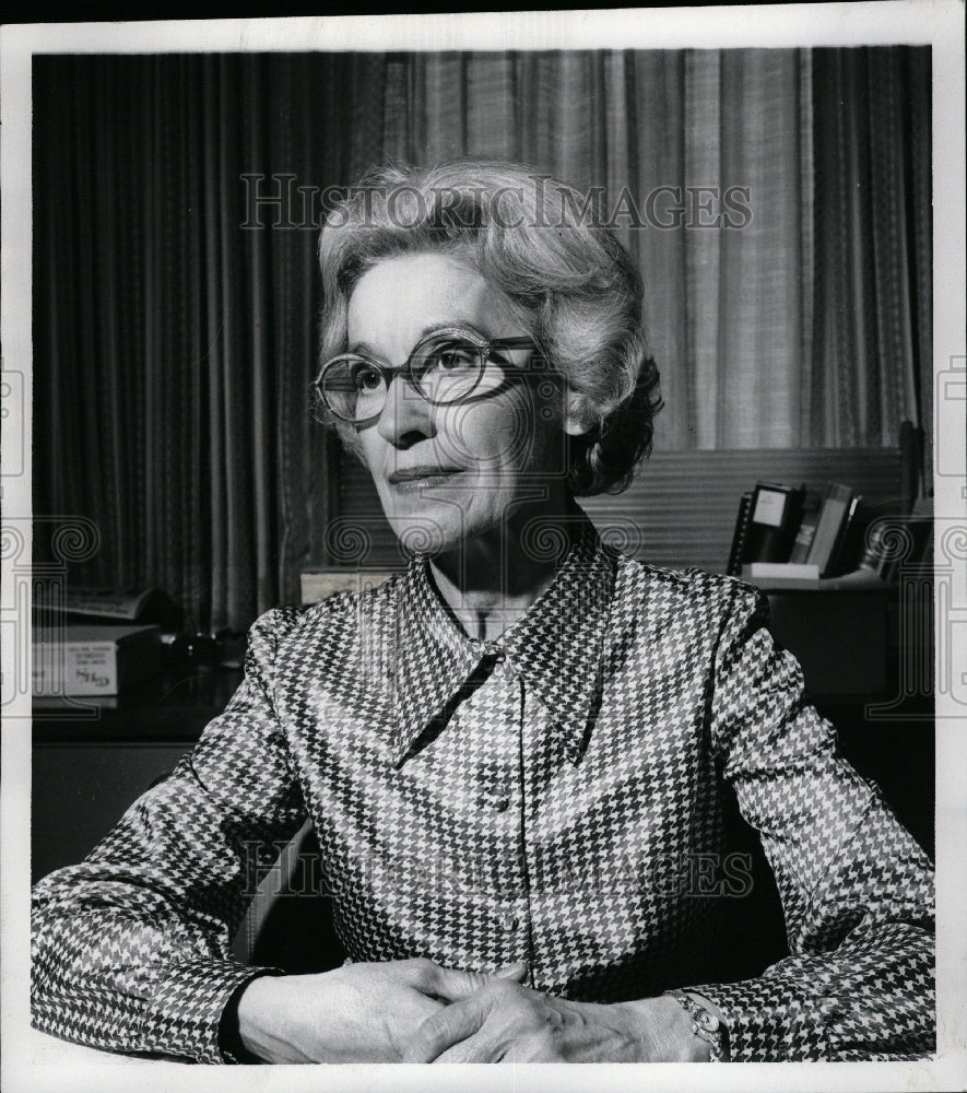 1971 Gertrude Wolten Secretary - Historic Images