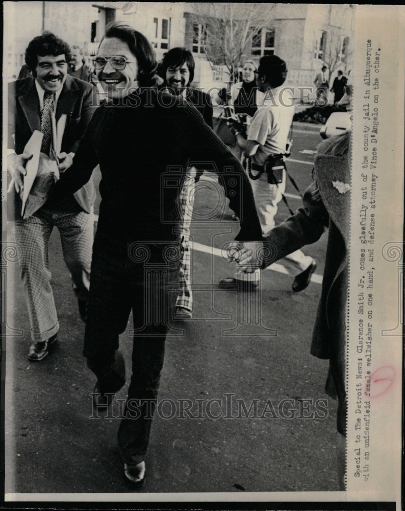 1975 Clarence Smith Jr. Emerges From Jail - Historic Images