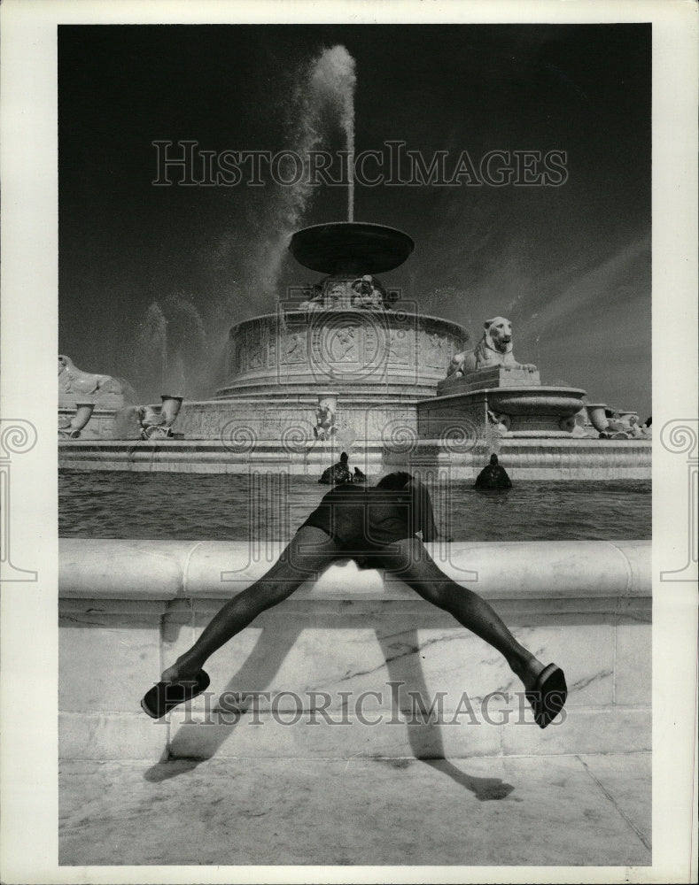 1990 Scott Fountain Memorial Fountain - Historic Images