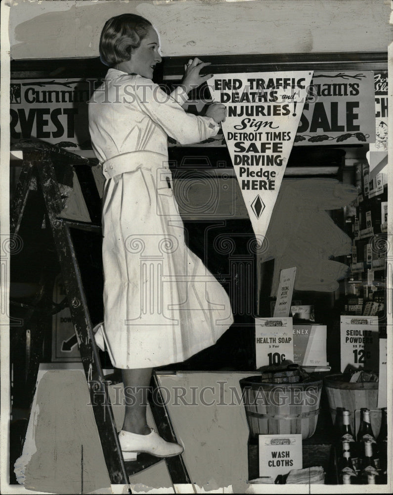 1935 Time Safe Driving - Historic Images