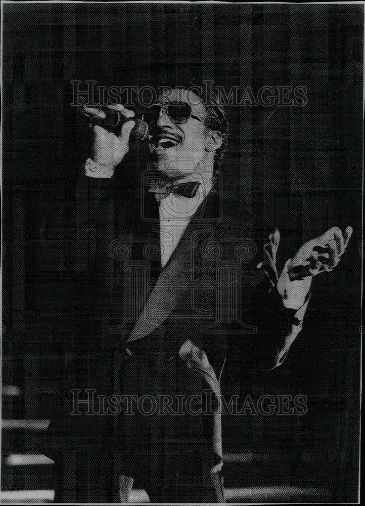 1996 Pack Back Lon Parlor Sammy Davis Jr. - Historic Images