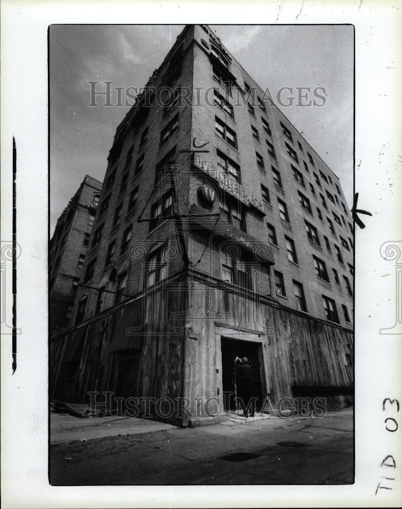 1985 Scallops Restaurant Detroit Michigan - Historic Images