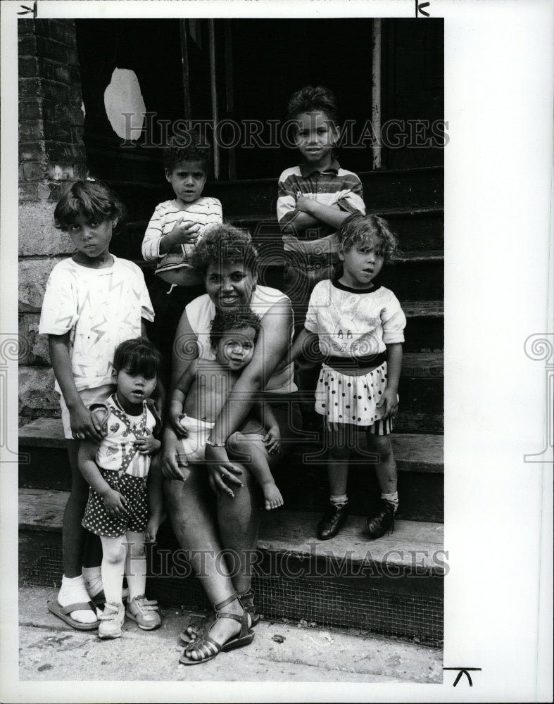 1990 Ada Matcs Angelica Leon Helping Hand - Historic Images