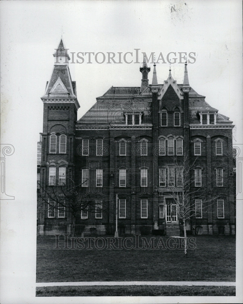 1979 Clintop Valley Hosp Various Buildings - Historic Images