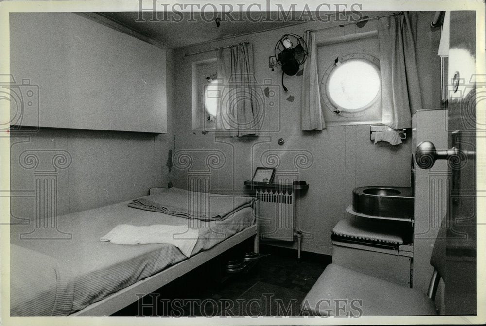 1981 Ship First Class State Room - Historic Images