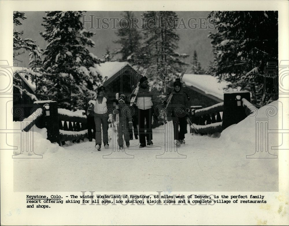 1991 Winter Day Currier Lives Skiing Family - Historic Images