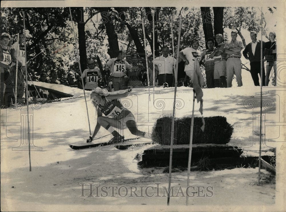 1971 Skiing Activity Skis Equipment Binding - Historic Images