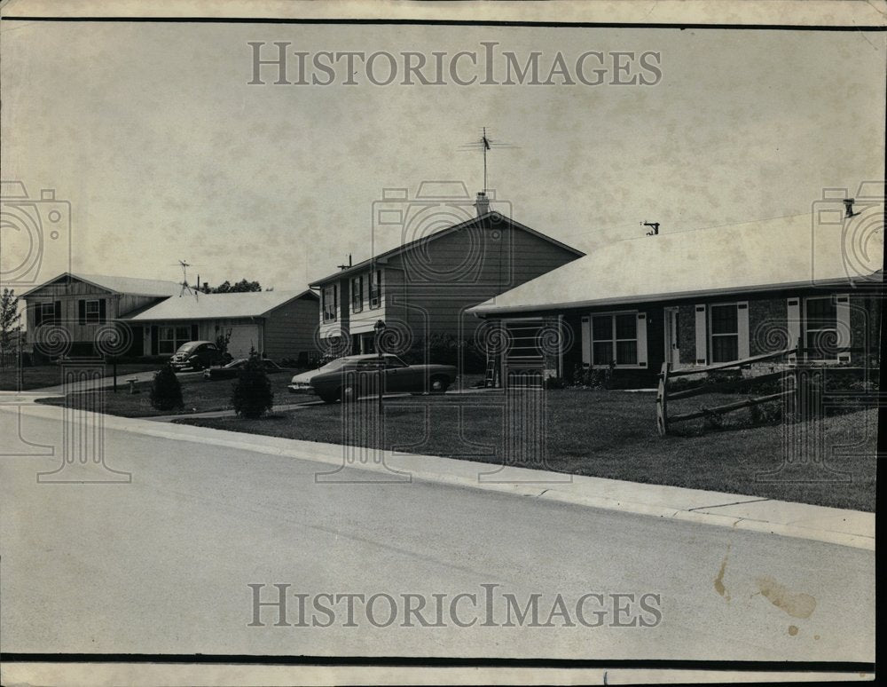 1975 U S Home Crop Lake Zurich - Historic Images