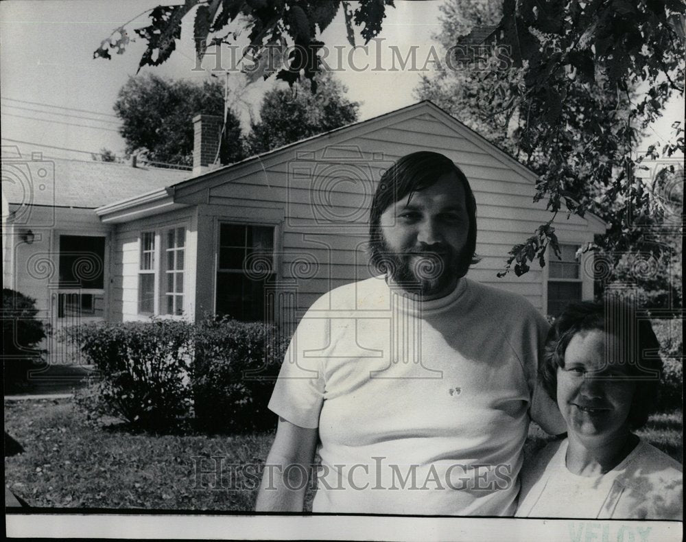 1975 yard beverly bernier home wheaton - Historic Images