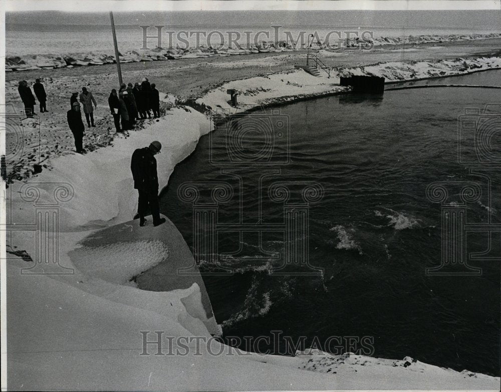 1969 Clean Filtered Water Lake Exhaust Pipe - Historic Images