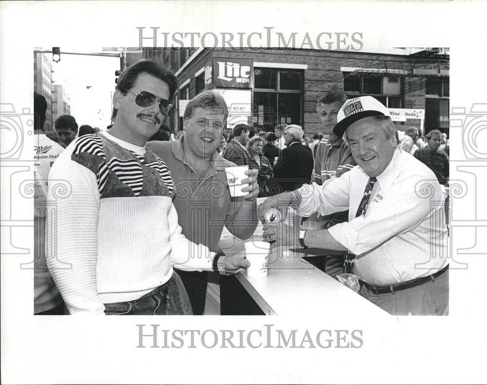 1992 Pat Sharkay Worlds Largest Block Party - Historic Images