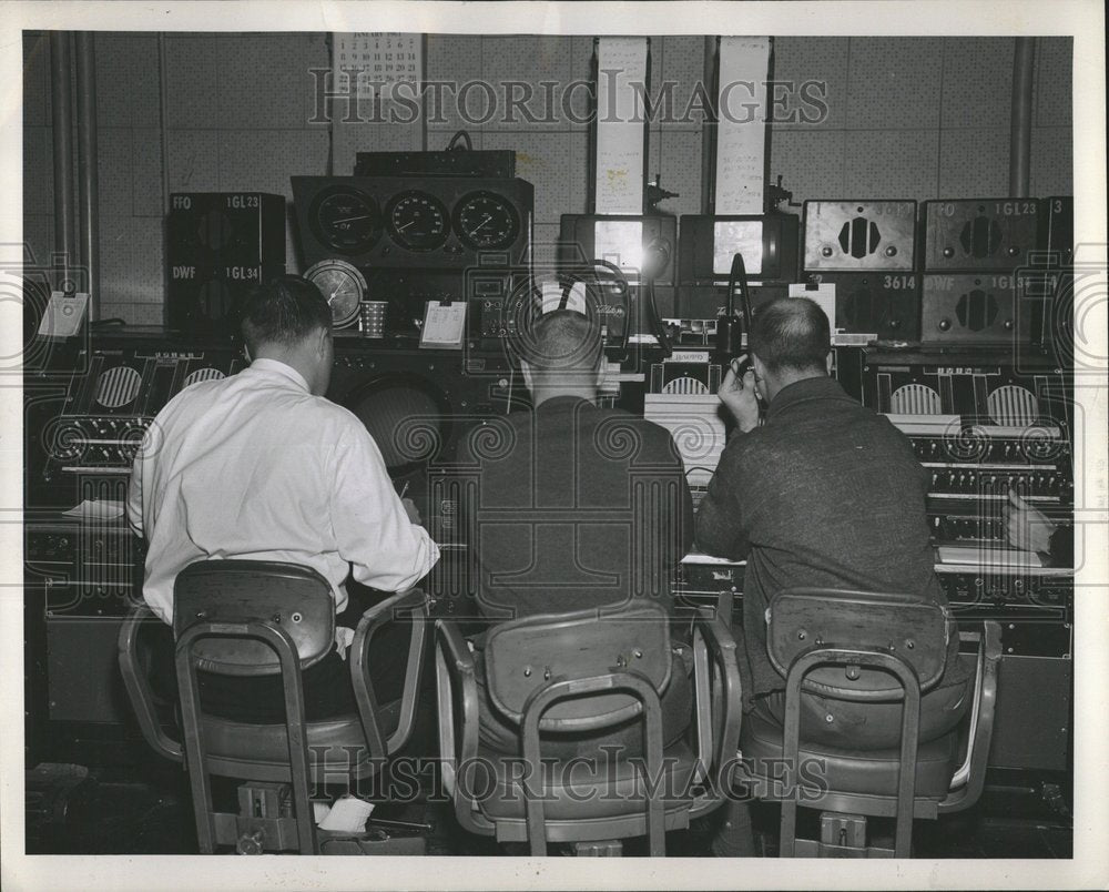 1961 Right Patterson AFB Directing Military - Historic Images