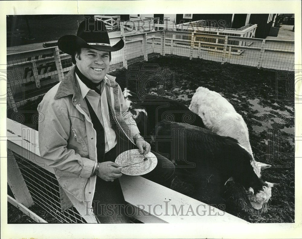 1983 Lincoln Paric Zoo Farm Cows Steven - Historic Images