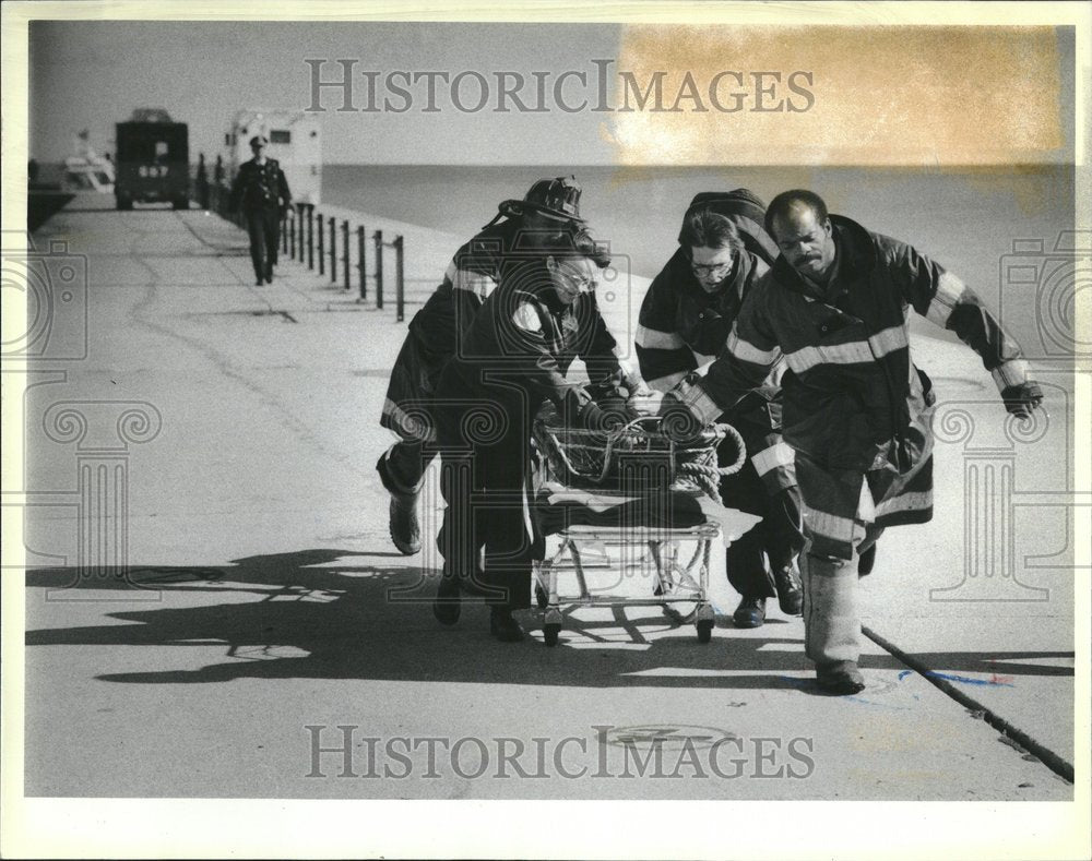 1987 Anthony Williams Lake Plunge Driver - Historic Images