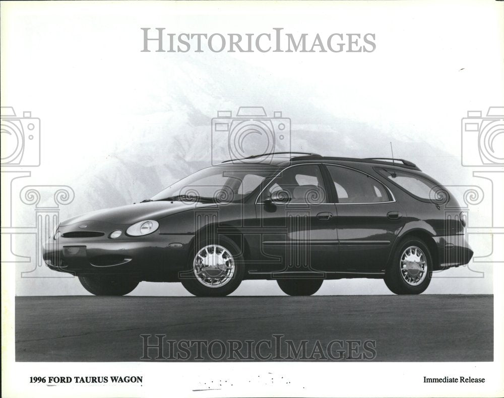 1995 Fourth Taurus Ford Six Generation - Historic Images