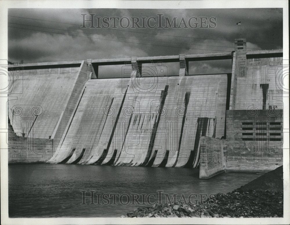 1937 Dam Purpose Water Structure Leeves - Historic Images