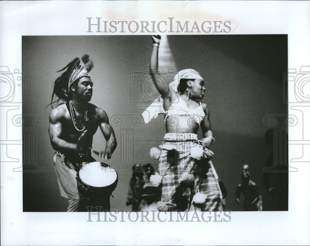 1989 Muntu Dance Theater Columbia College - Historic Images