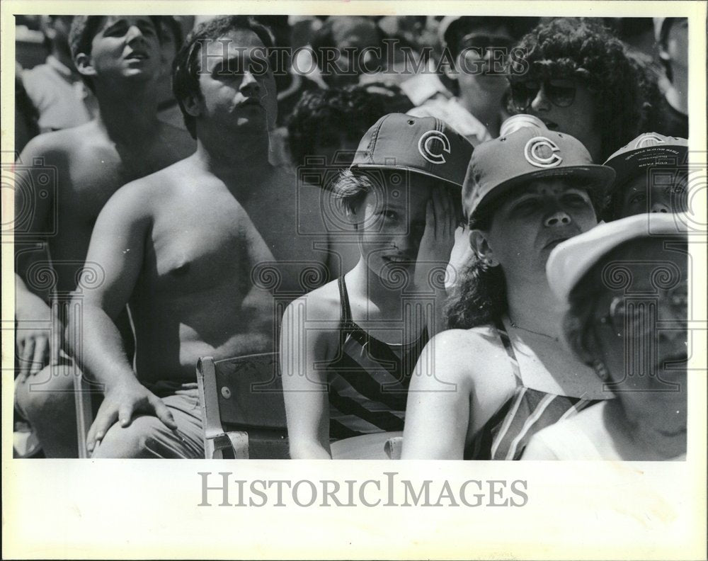 1985 Memorial Day Wrigly Field Illinois - Historic Images