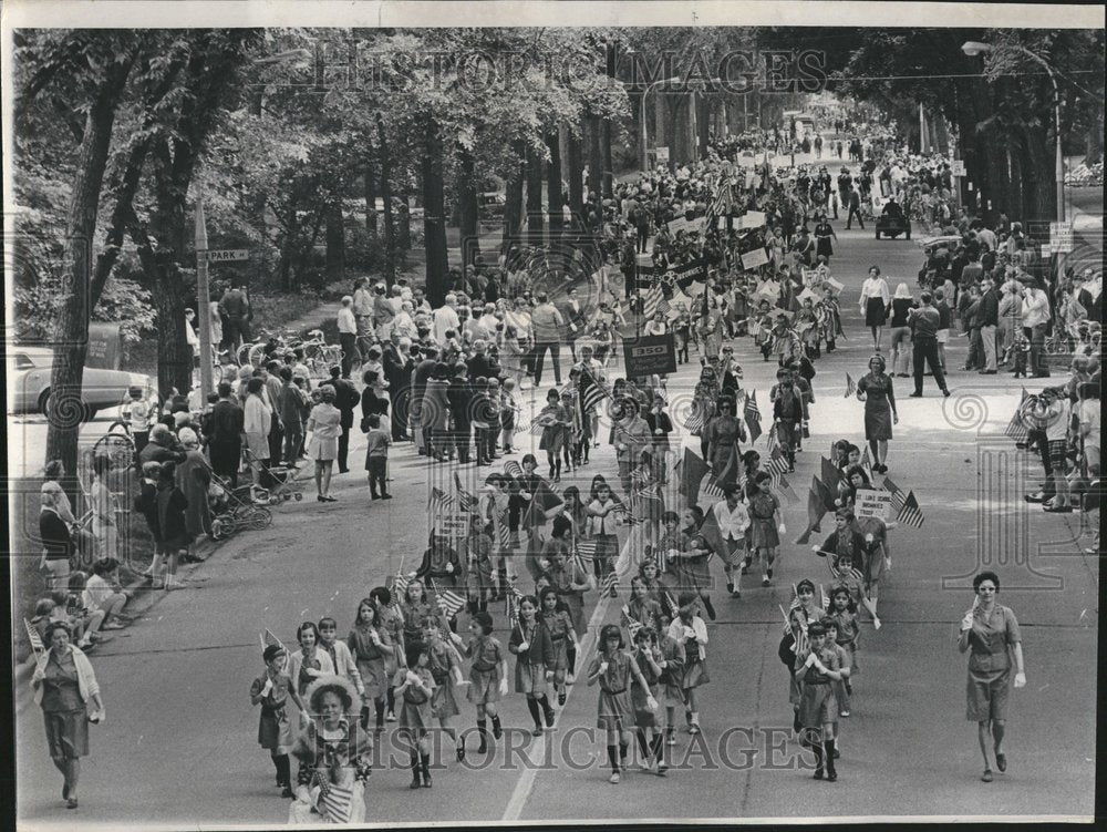 1968 Memorial Day Parade River Forest - Historic Images