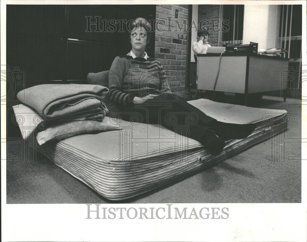 1985 George Williams College Dean Laura - Historic Images