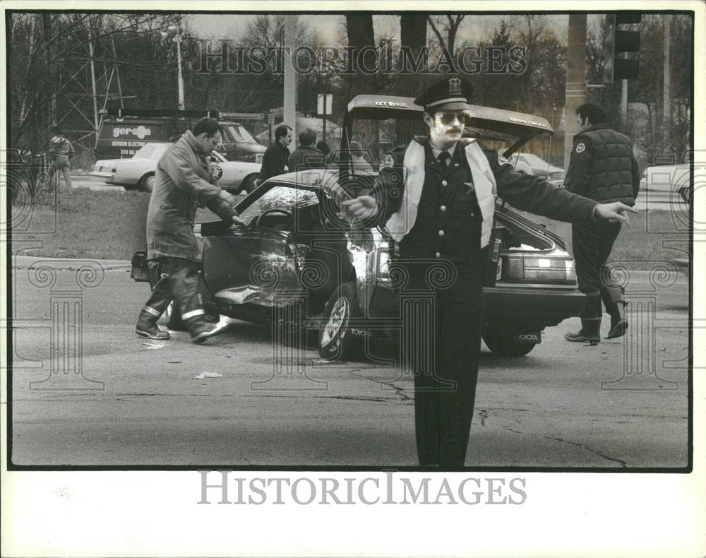 1983 Auto Accidents Collisions Chicago Area - Historic Images